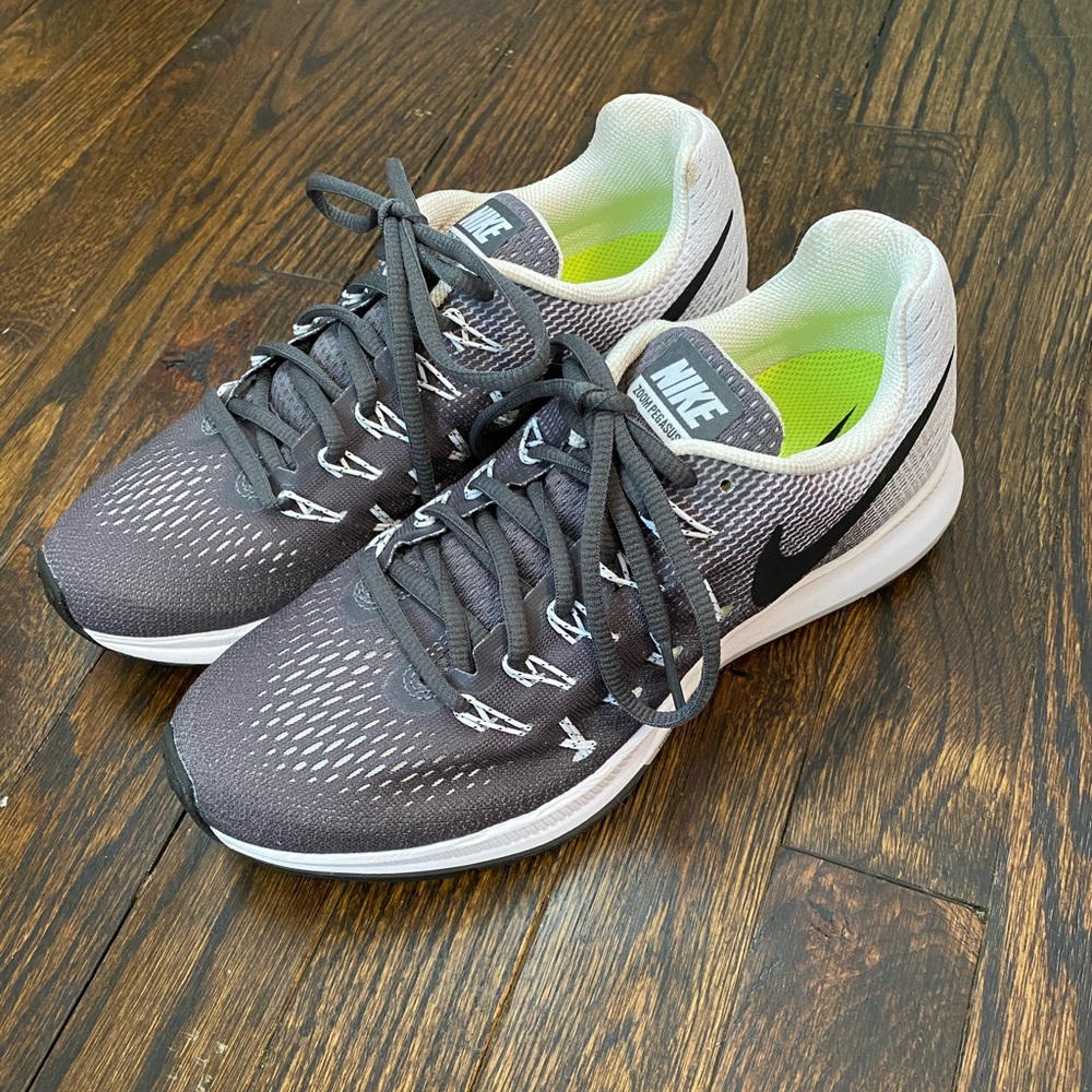 Women’s Nike Running Shoe